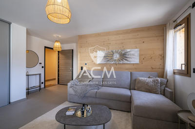 Appartement - 90 m² - 4 pièces