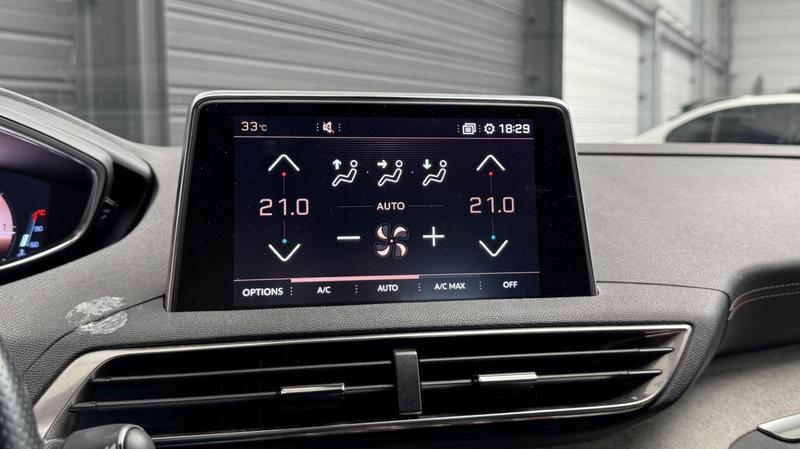 Peugeot 5008 II 2.0 Bluehdi 180 Gt Eat Bva / 7 Places Apple Carplay