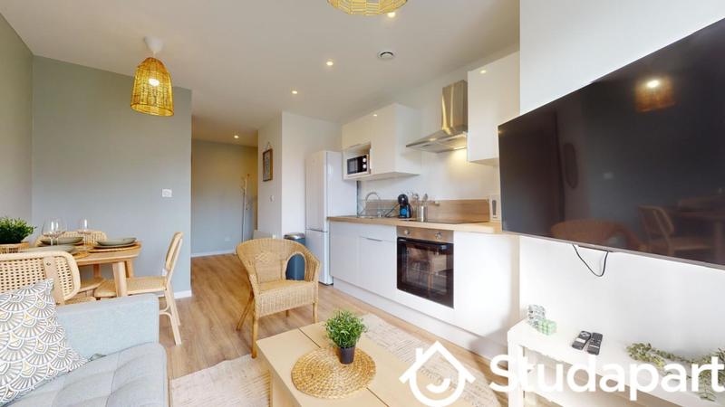 Chambre - 9 m² - 1 pièce