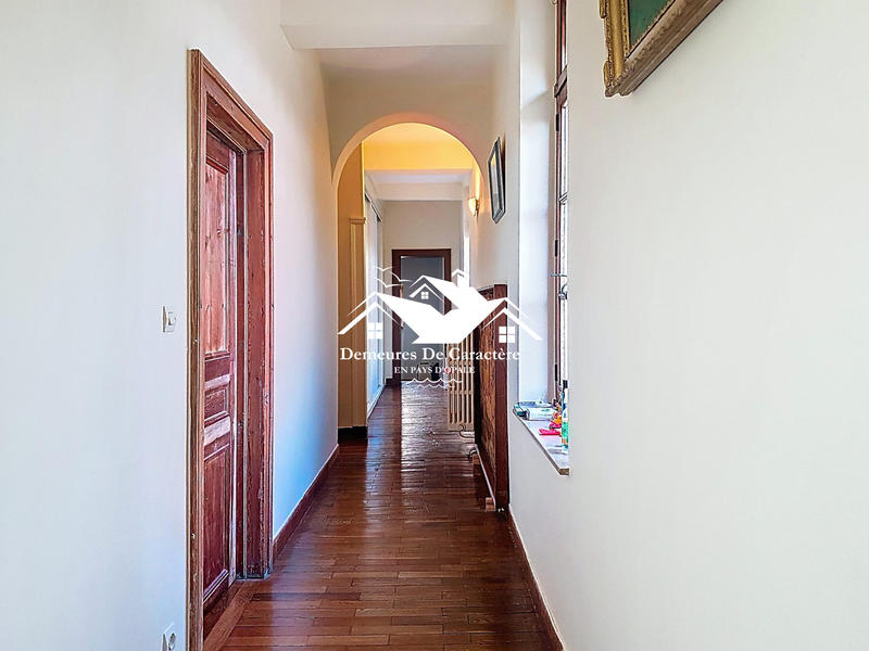 Maison - 297 m² - 6 pièces