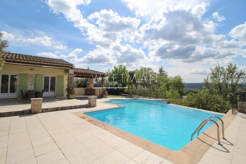 Villa - 150 m² - 5 pièces