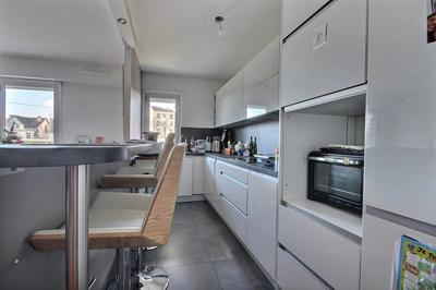 Appartement - 98 m² - 4 pièces