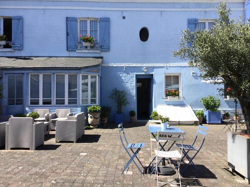 Maison - 257 m² - 10 pièces