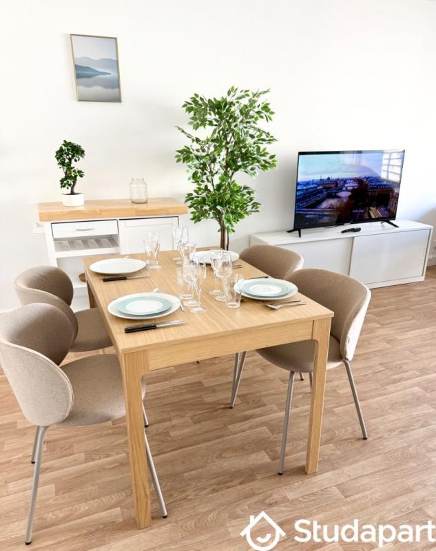 Appartement - 64 m² - 2 pièces