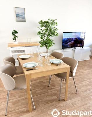 Appartement - 64 m² - 2 pièces