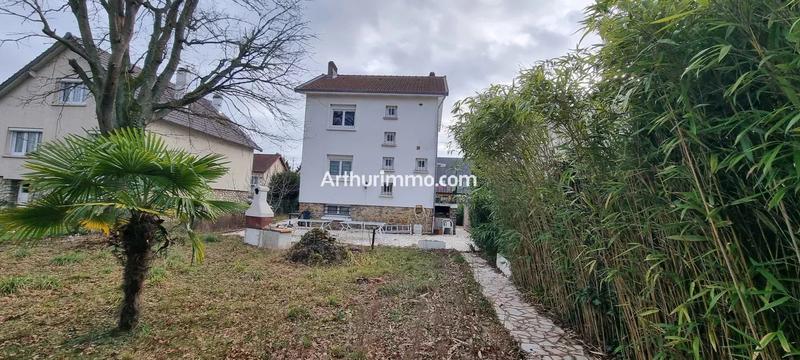 Maison - 93 m² - 4 pièces