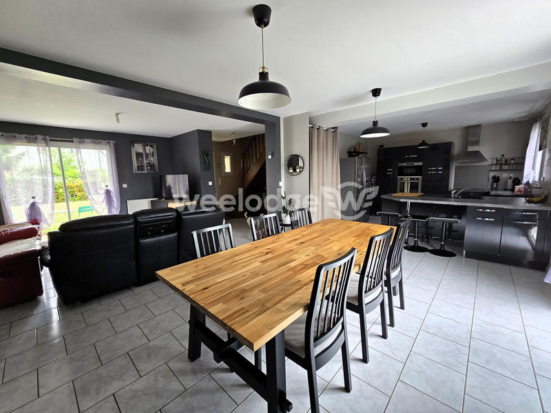 Maison - 127 m² - 6 pièces