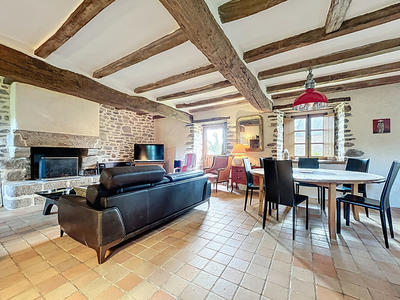 Maison - 418 m² - 15 pièces