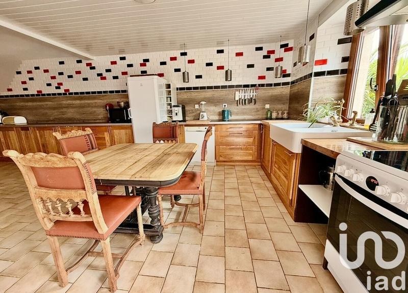 Maison de campagne - 303 m² - 9 pièces