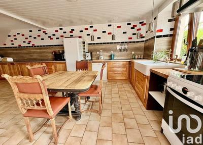 Maison de campagne - 303 m² - 9 pièces