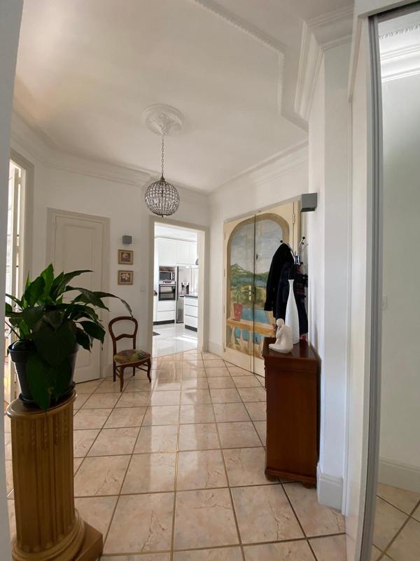 Appartement - 119 m² - 3 pièces