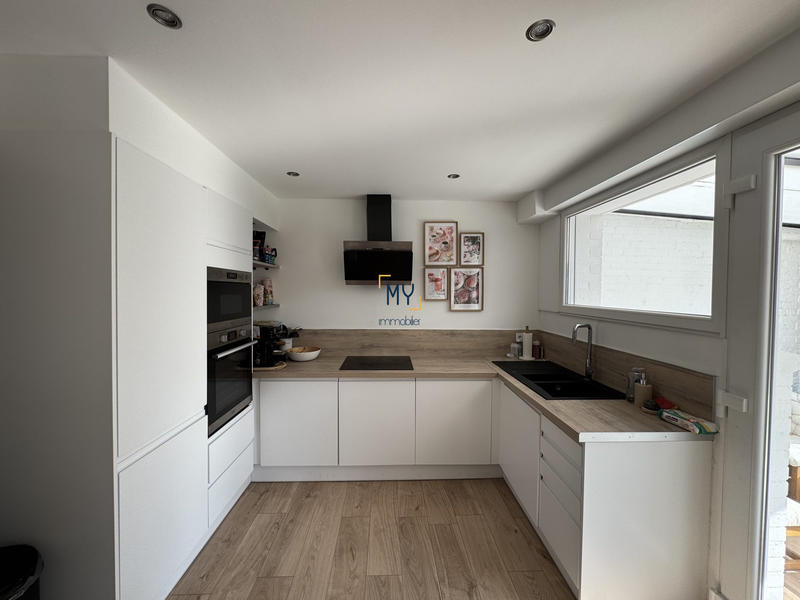 Maison - 100 m² - 5 pièces