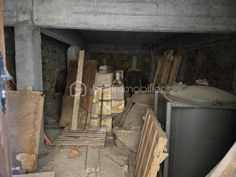 Maison de village - 289 m² - 7 pièces