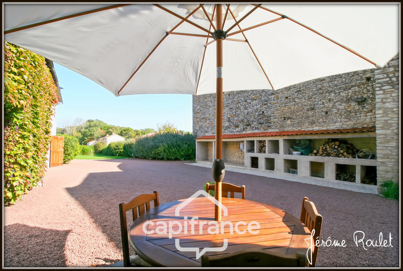 Maison en pierre - 170 m² - 6 pièces