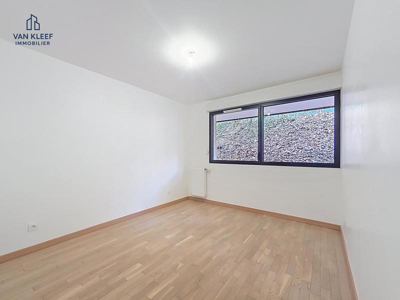 Appartement - 110 m² - 5 pièces