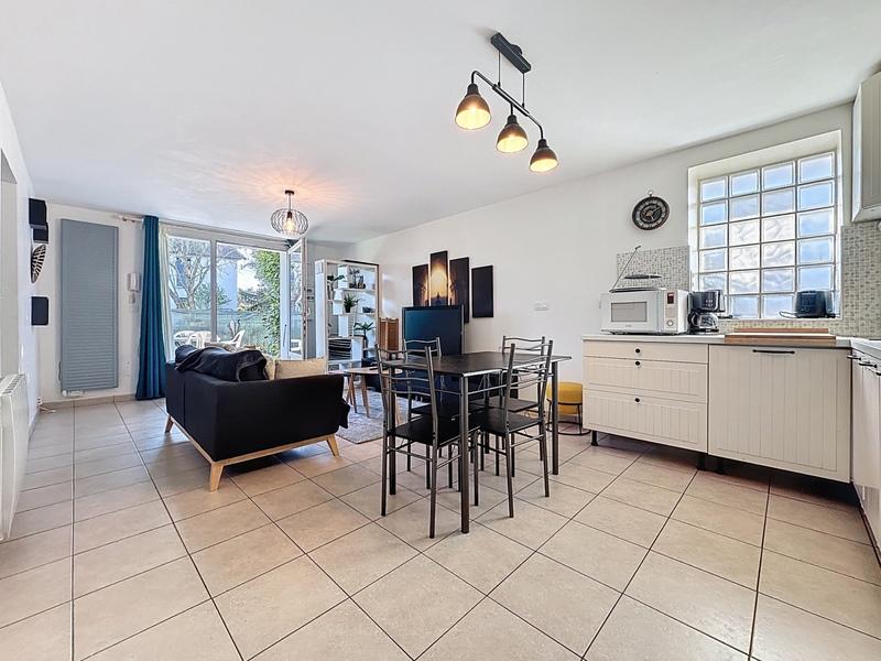 Appartement - 85 m² - 4 pièces