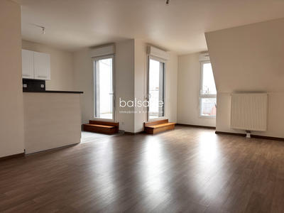 Appartement - 85 m² - 4 pièces