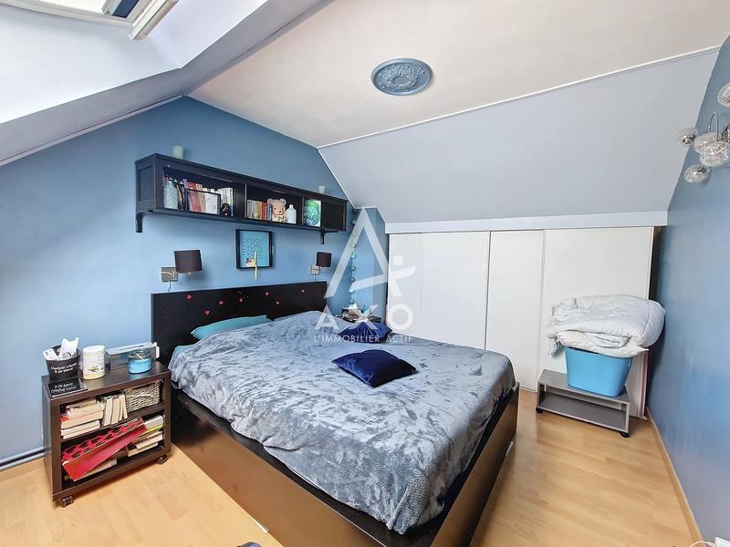 Maison - 143 m² - 7 pièces