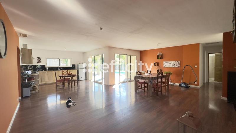 Maison - 126 m² - 4 pièces