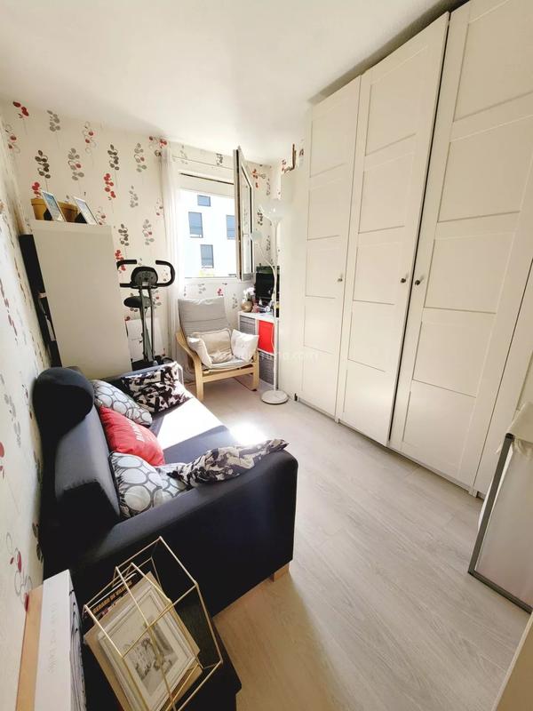 Appartement - 77 m² - 4 pièces