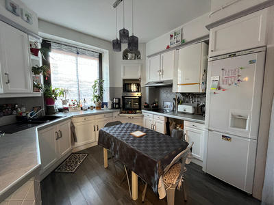 Appartement - 84 m² - 4 pièces