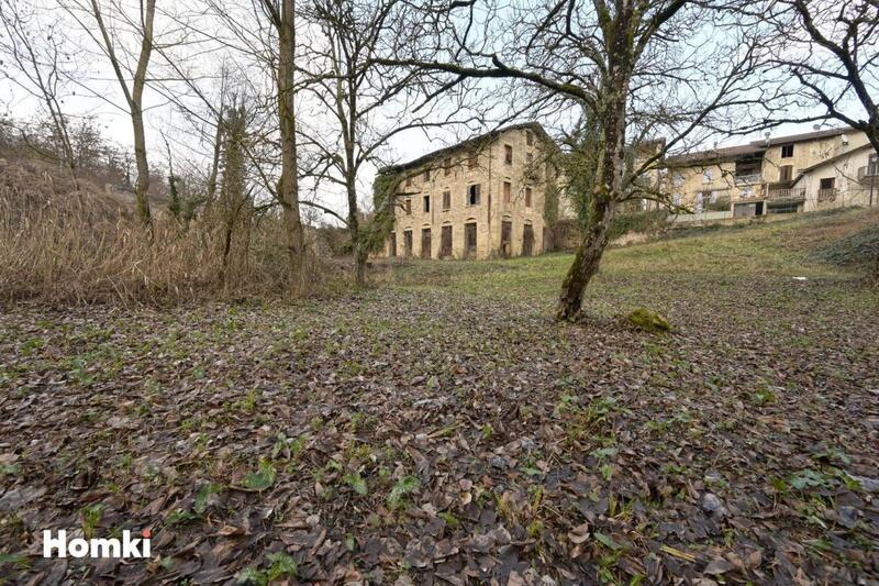 Local commercial - 742 m² - 30 pièces