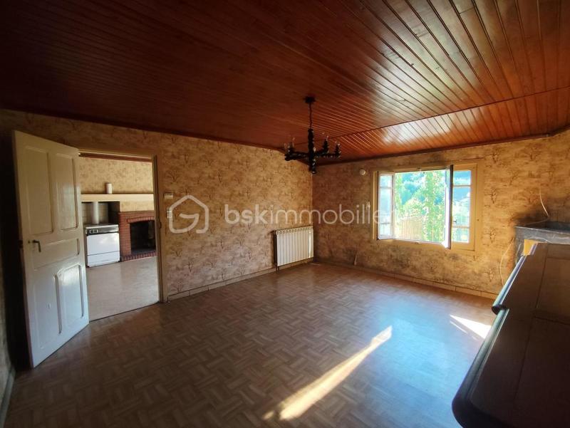 Maison de village - 167 m² - 10 pièces