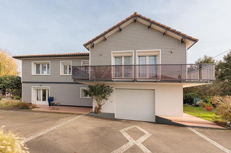 Maison - 200 m² - 6 pièces