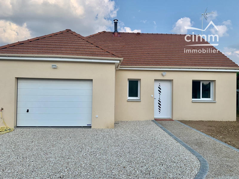 Maison - 104 m² - 5 pièces