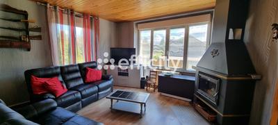 Maison - 234 m² - 13 pièces