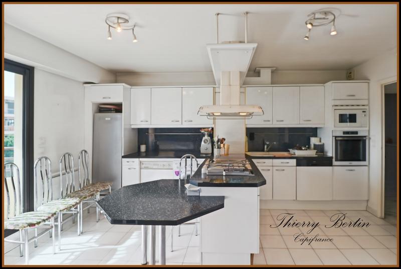 Appartement - 210 m² - 5 pièces