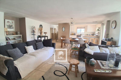 Maison - 182 m² - 6 pièces