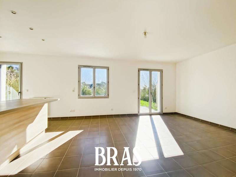 Maison - 95 m² - 6 pièces