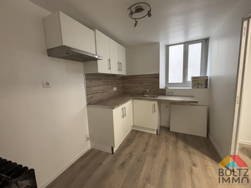 Maison - 227 m² - 9 pièces