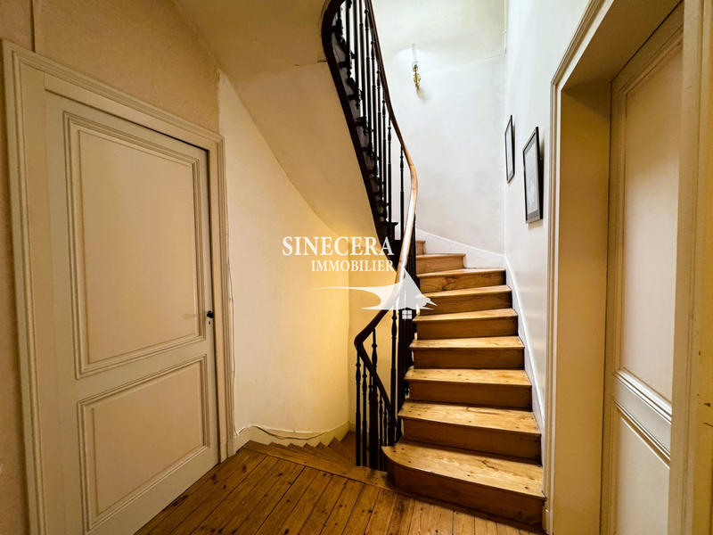 Maison - 163 m² - 7 pièces