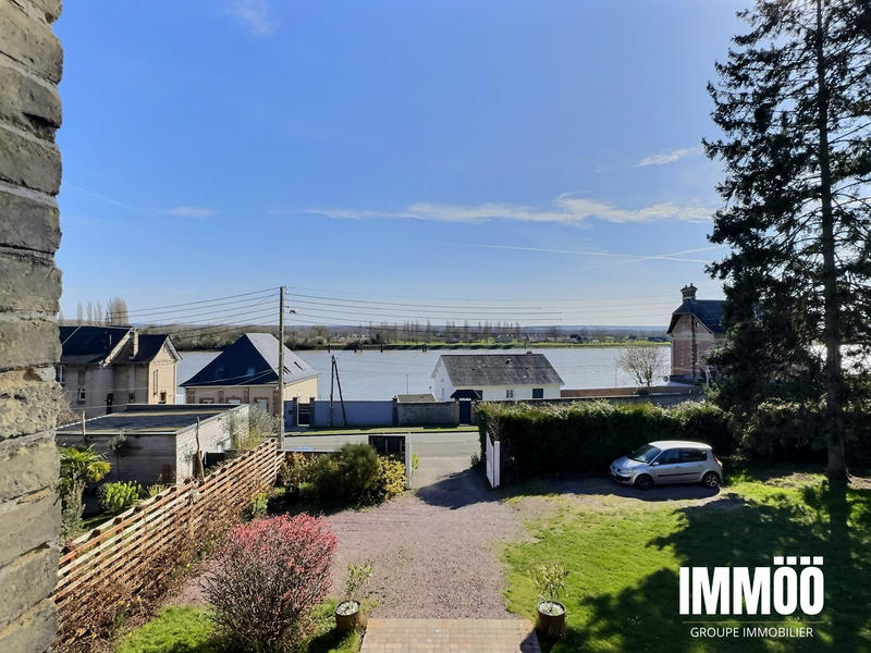 Maison - 352 m² - 8 pièces