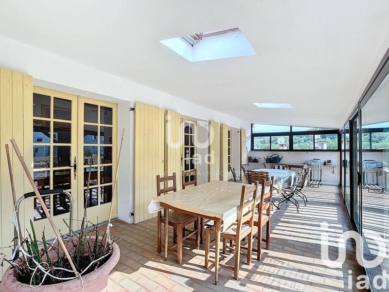 Maison de ville - 204 m² - 9 pièces