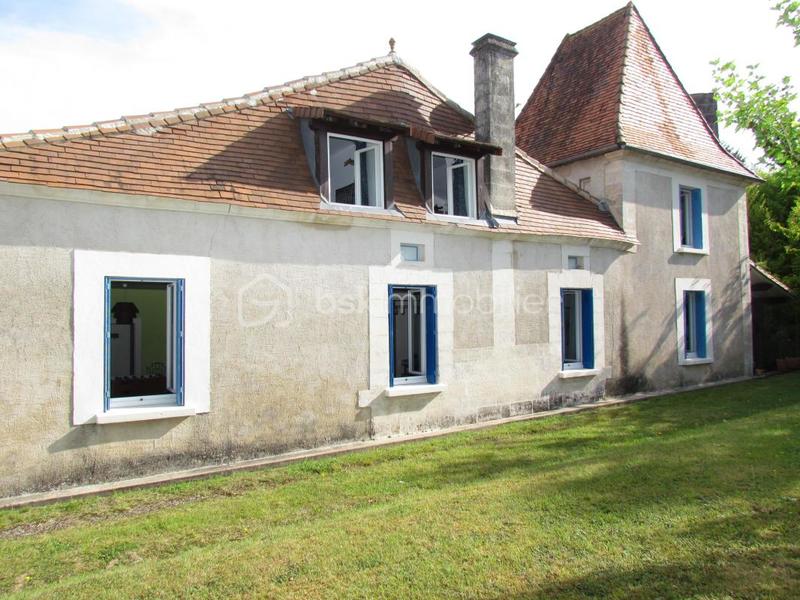Maison ancienne - 223 m² - 7 pièces