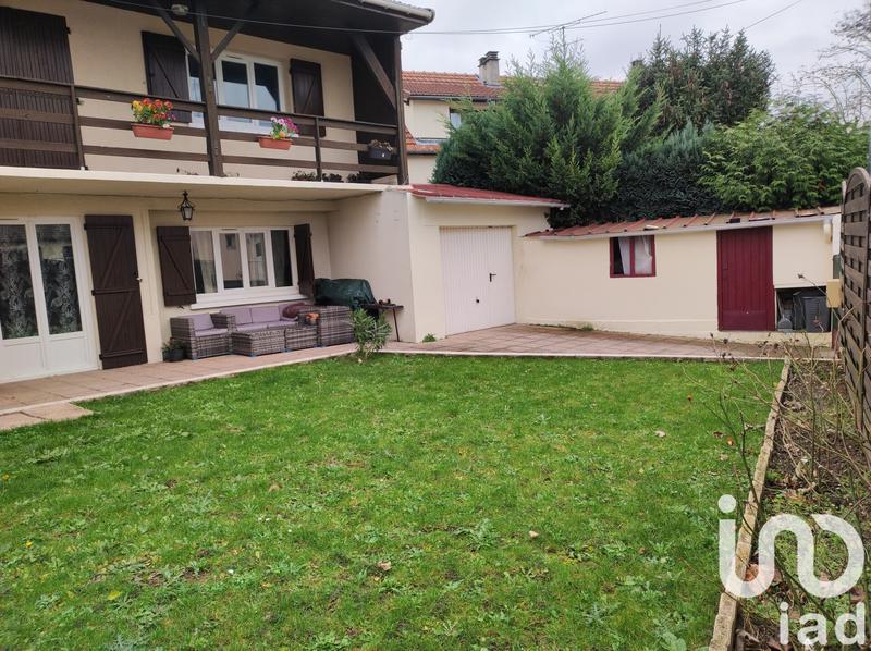 Maison - 94 m² - 5 pièces