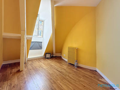 Appartement - 107 m² - 4 pièces