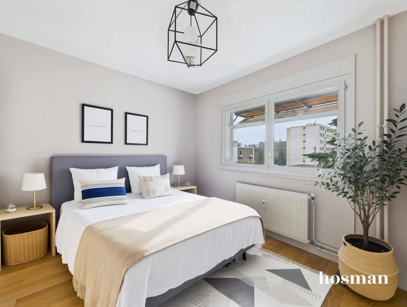 Appartement - 91 m² - 4 pièces