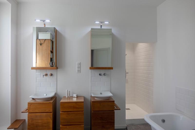 Maison - 285 m² - 8 pièces