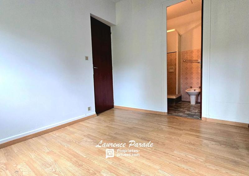 Maison - 280 m² - 9 pièces