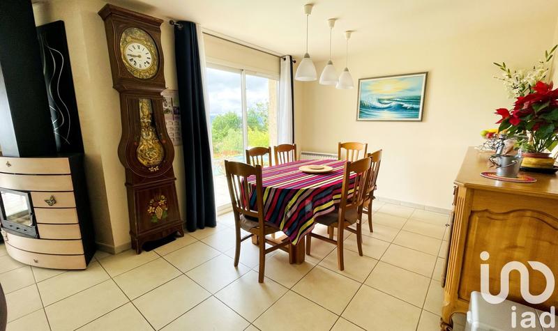 Maison - 140 m² - 5 pièces