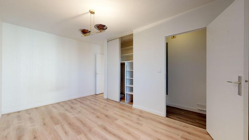 Appartement - 86 m² - 4 pièces