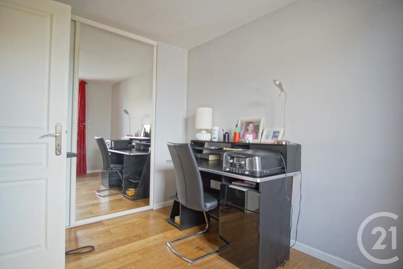 Maison - 91 m² - 5 pièces