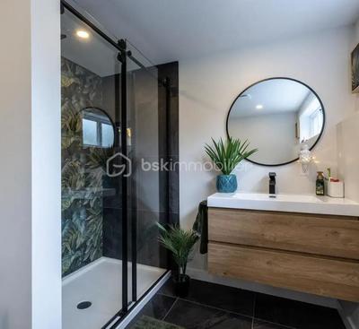 Appartement - 110 m² - 4 pièces