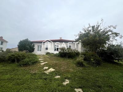 Maison - 104 m² - 7 pièces