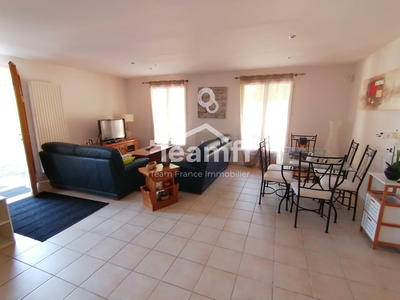 Maison - 88 m² - 6 pièces