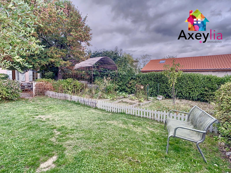 Maison - 258 m² - 12 pièces